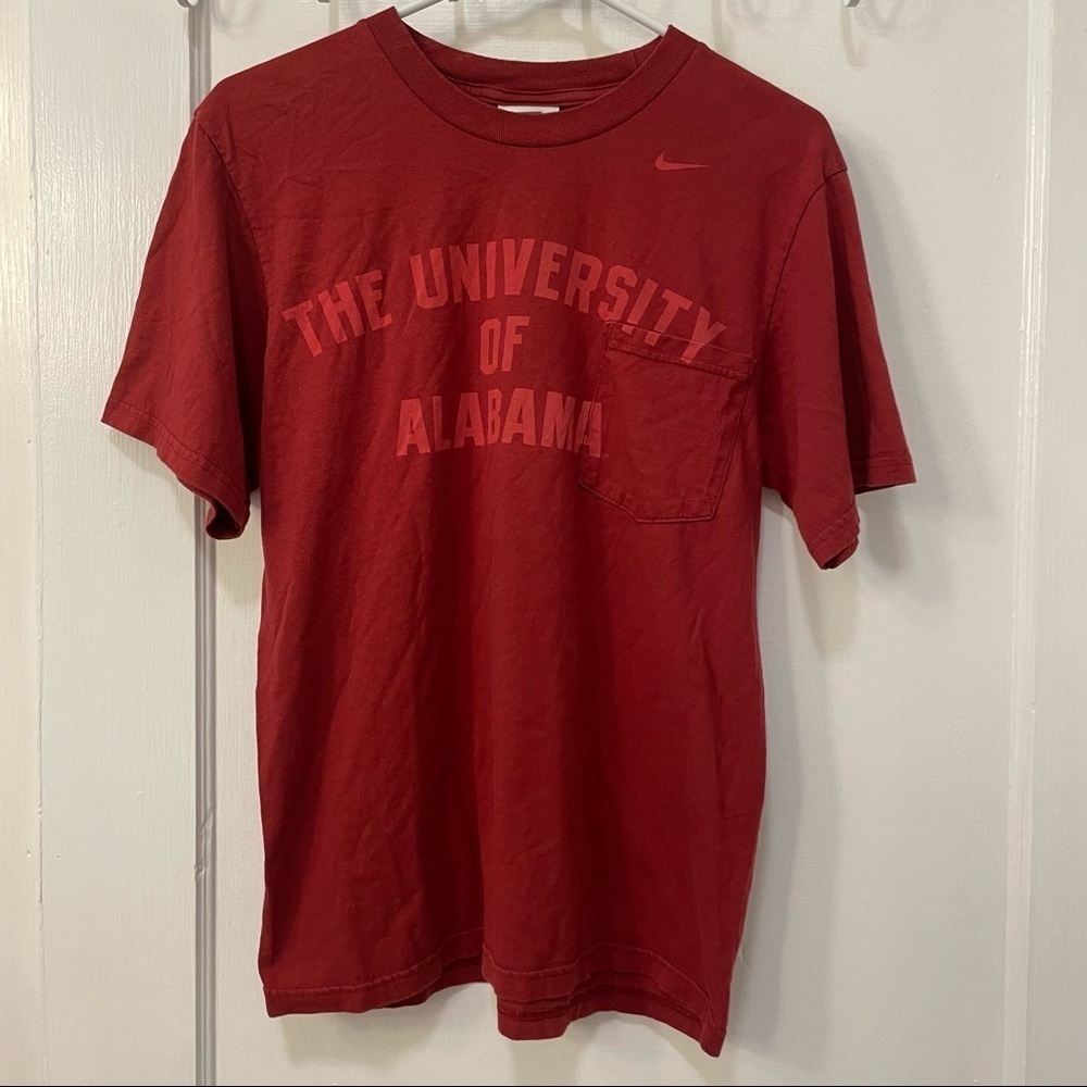 Nike Vintage Y2K University of Alabama Crimson Tide Pocket Graphic Tee Shirt